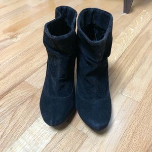 NEW Curfew black heeled booties